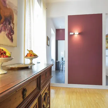 Three-bedroom In דירה *