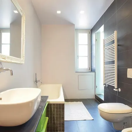 Daire Three-bedroom In *